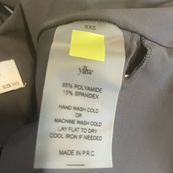 Bailey long sleeve dress - charcoal xxs
Yllwthelabel - Picture 7 of 7